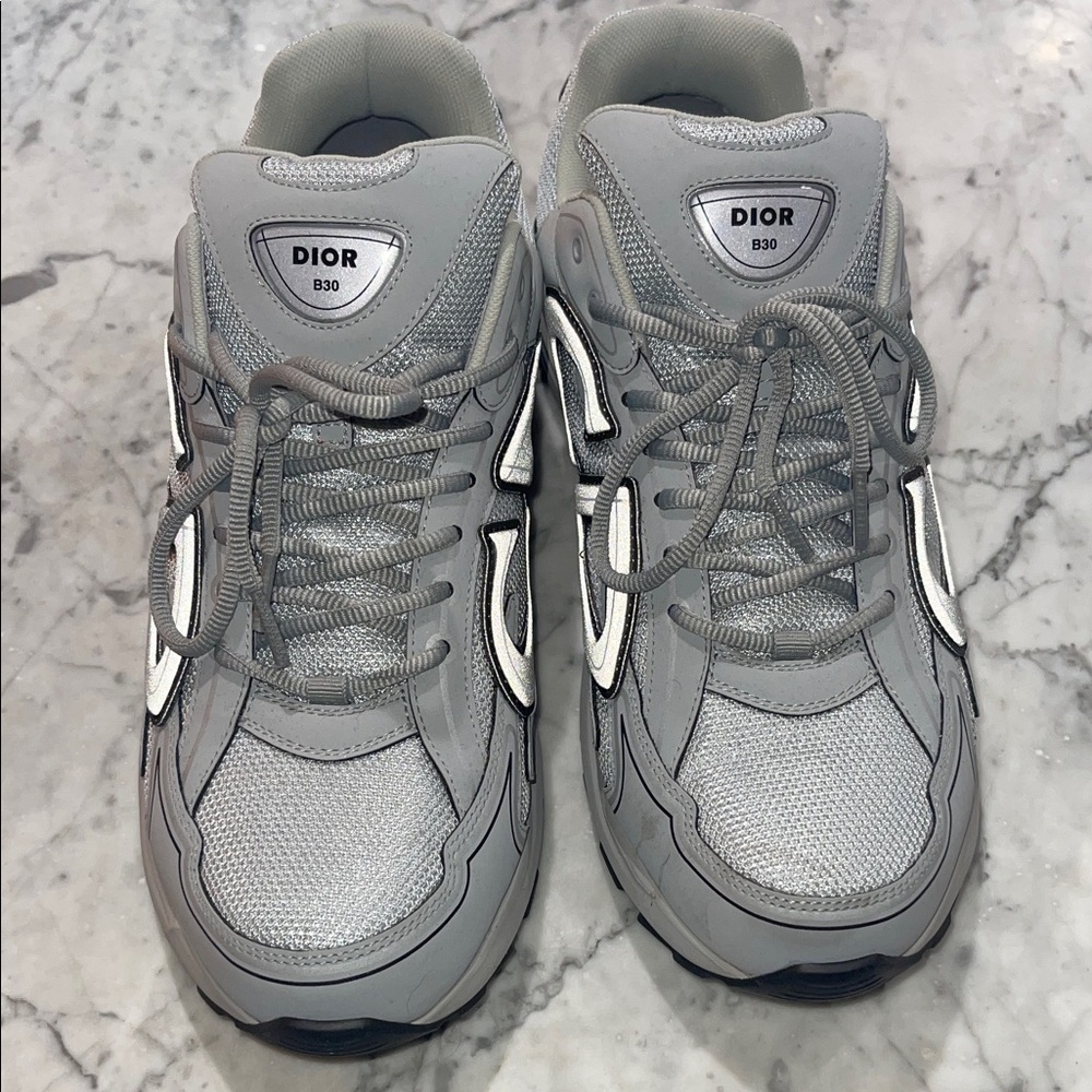 Dior Men's Silver and White Sneakers